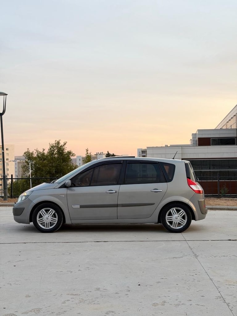Renault Scenic 1.6 Privilege 2006 Model 244.000 KM DEĞİŞENSİZ TRAMRSİZ - 4