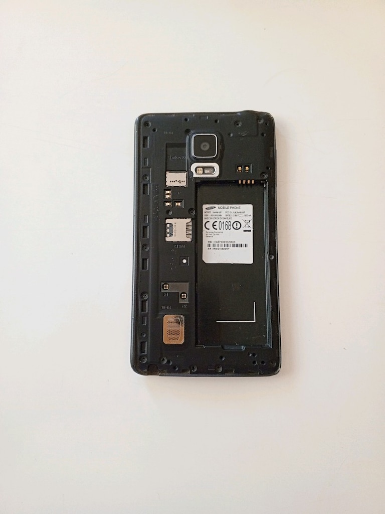 Samsung Galaxy Note Edge (SM-N915F) - 5