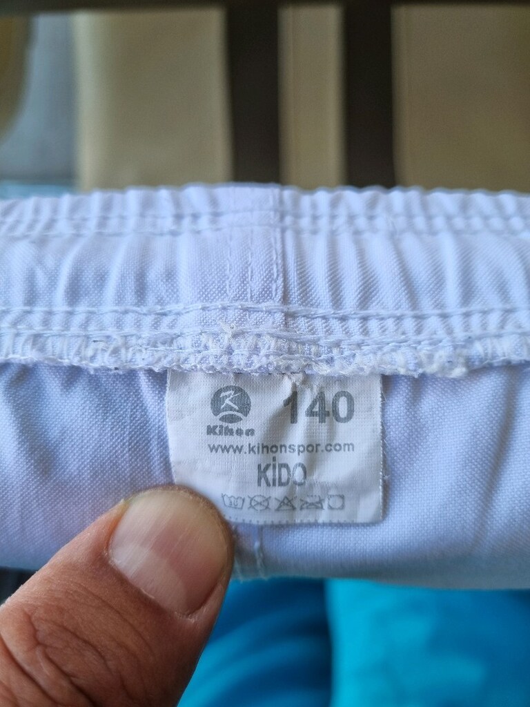 Karate Elbisesi ve Kuşaklar - 4