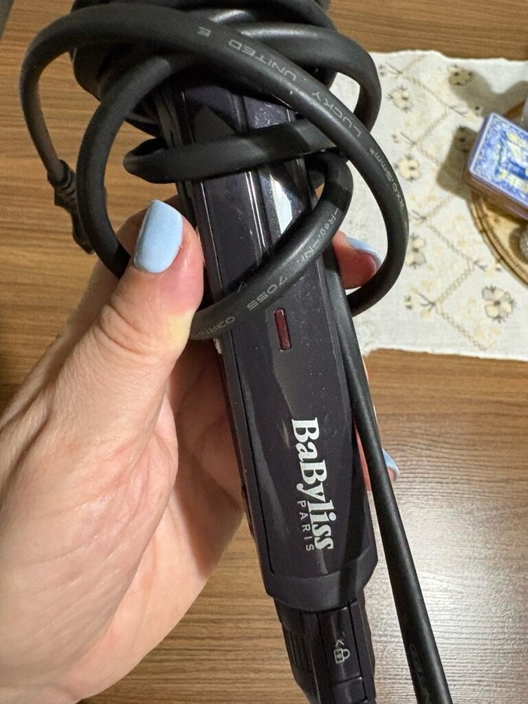 Babyliss Saç Düzleştiricisi - 2
