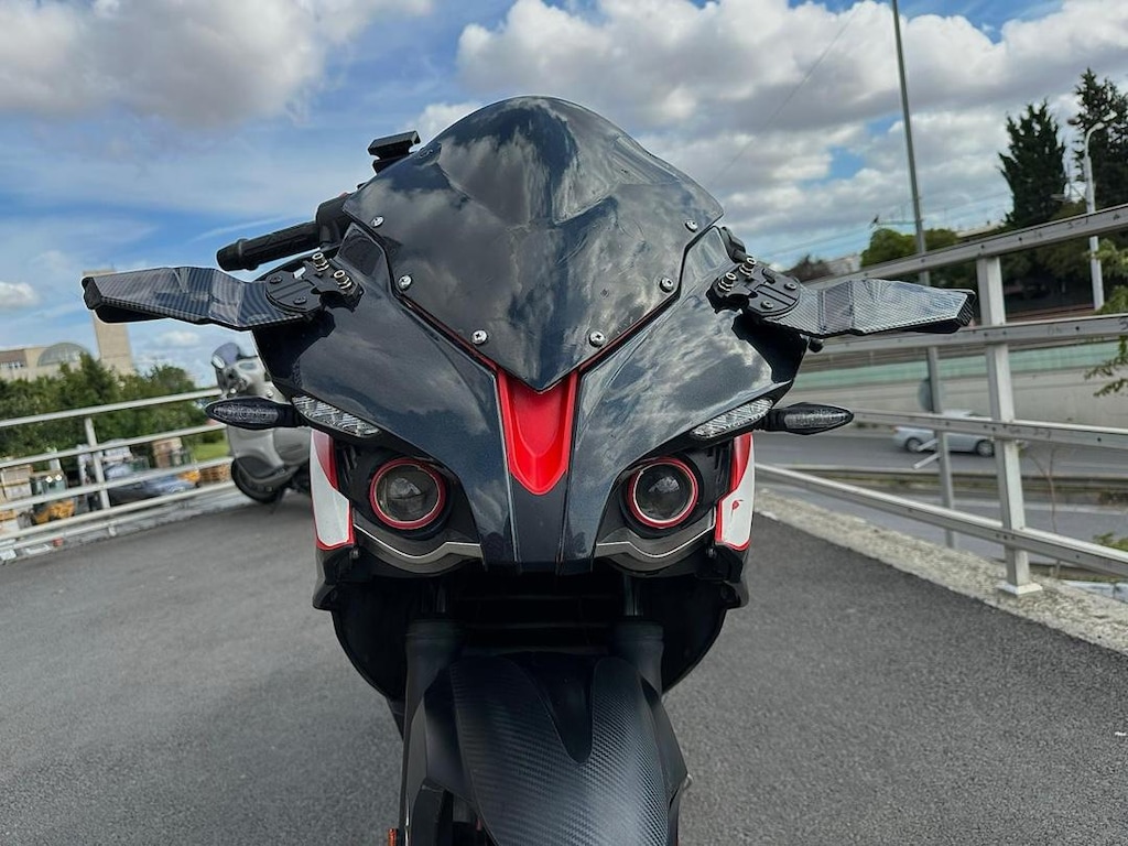 BAJAJ RS 200 - 17