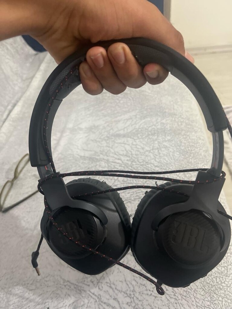 jbl oyuncu blutooth kulaklıktır - 3