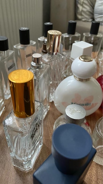 PARFÜM ŞİŞESİ 50ml 40 ADET TOPLU SATIŞ ŞİŞELER BOŞTUR! 650₺ - 11