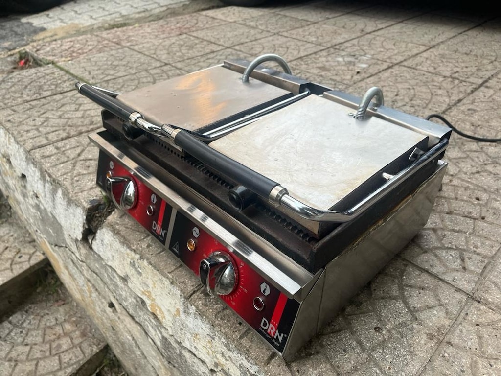 DRN ÇİFT KAPAKLI BÜYÜK BOY TOST MAKİNESİ SANAYİ TİPİ - 7
