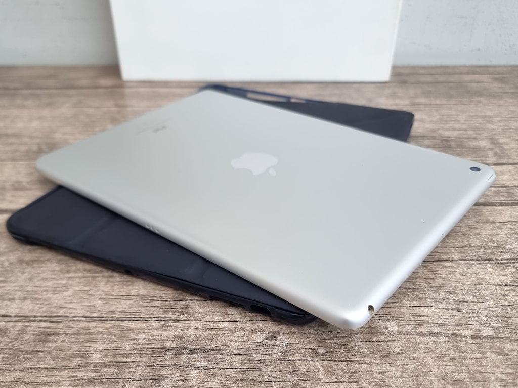 Apple iPad 9 Tablet (3 GB / 64 GB) (MK2L3TU/A) - 7