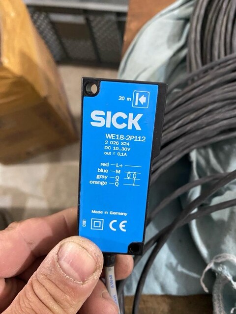 SICK WE18-2P112
