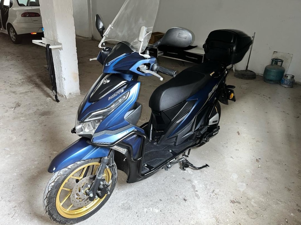 110 cc Scooter Yuki
