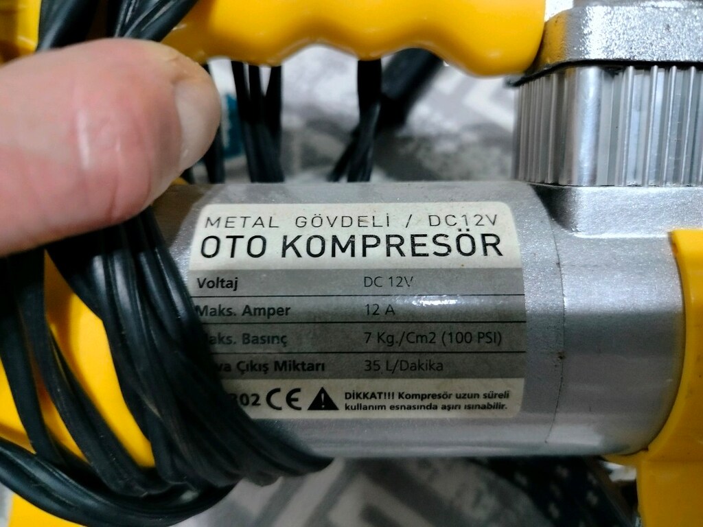 saglam ve guclu oto kompresor - 4