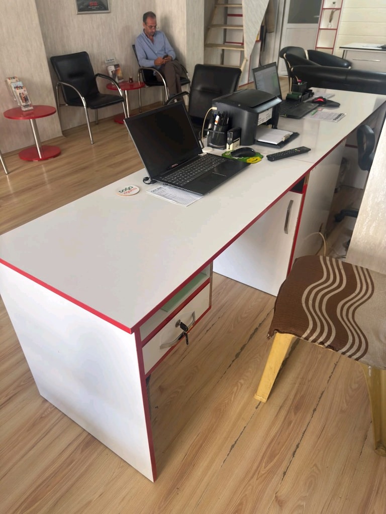 Temiz kullanılmış Ofis Mobilyaları - 8