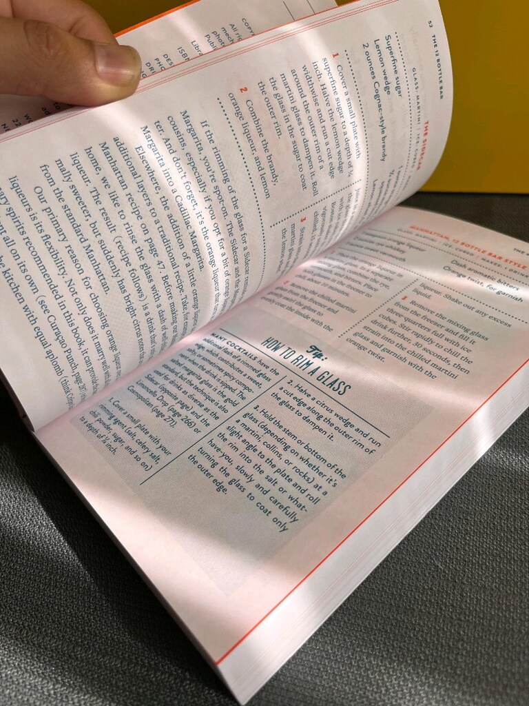 12 Bottle Bar İngilizce Içecek Kokteyl Bar Kitap - 12