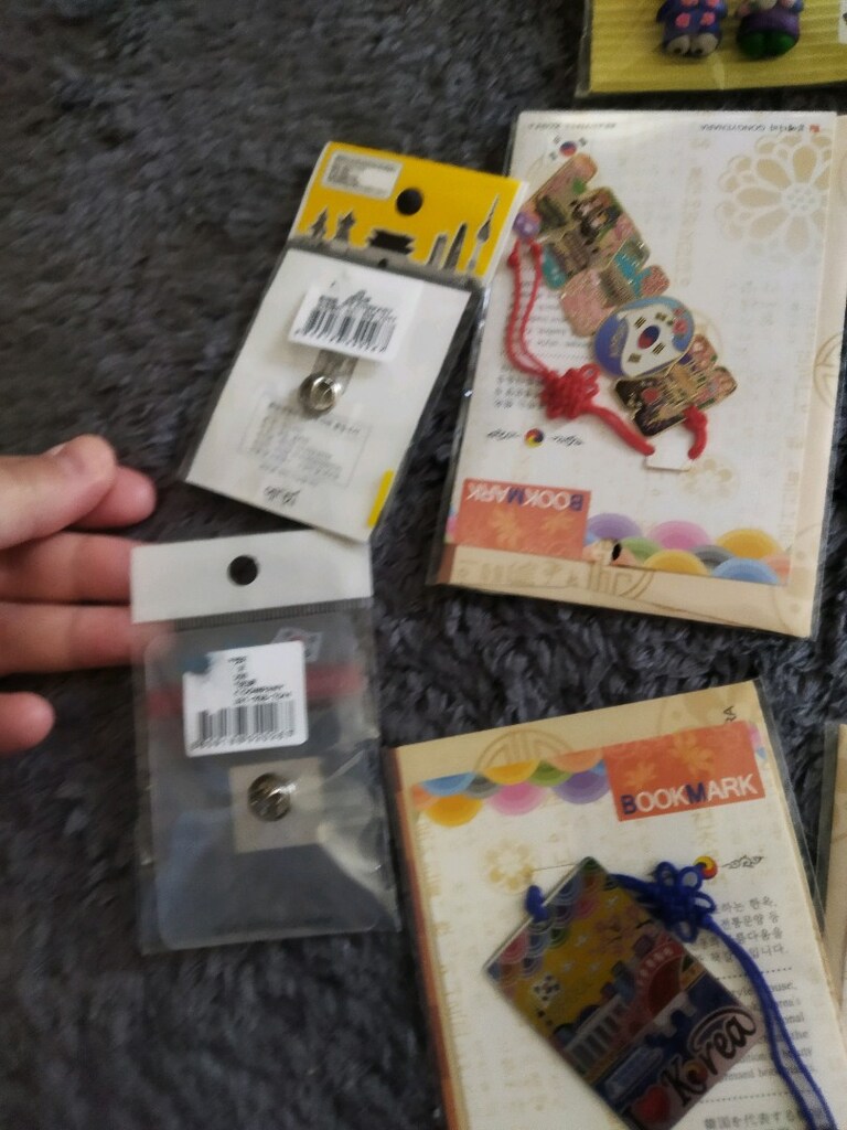 kore den orjinal kitap ayracı anahtarlık pin kalemlik magnet açacak - 3