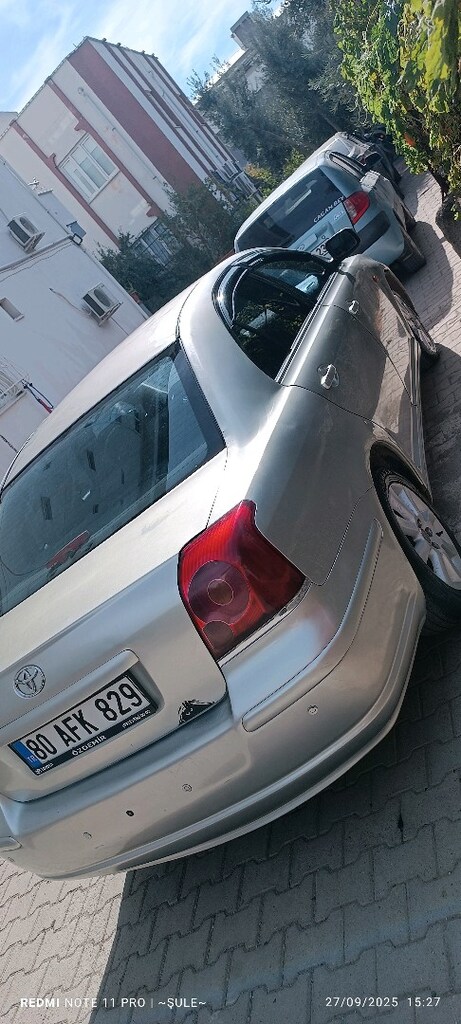 satılık temiz 2004 model Toyota Avensis - 3