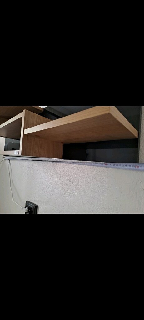 Modern raf , gözlü raf Mdf.marka 130 - 35 cm ölçülerde 800 tl - 2