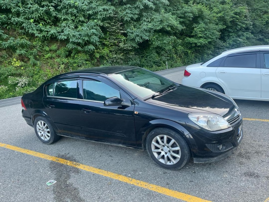 OPEL ASTRA 1,3 - 4