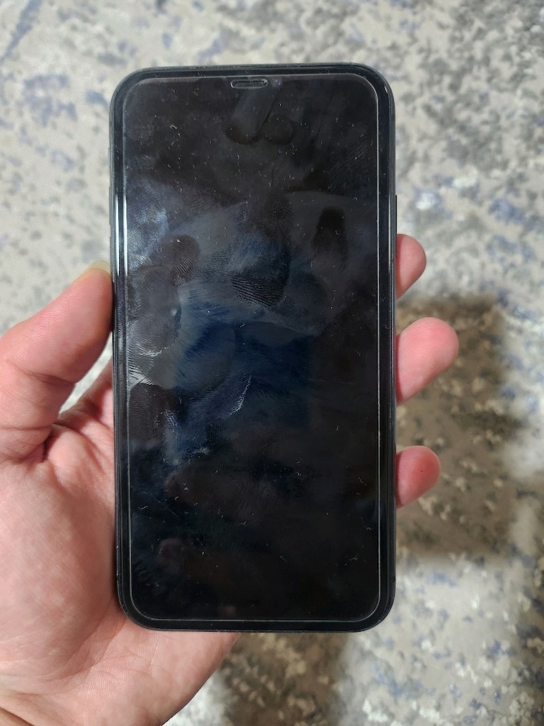 IPHONE 11 - 4