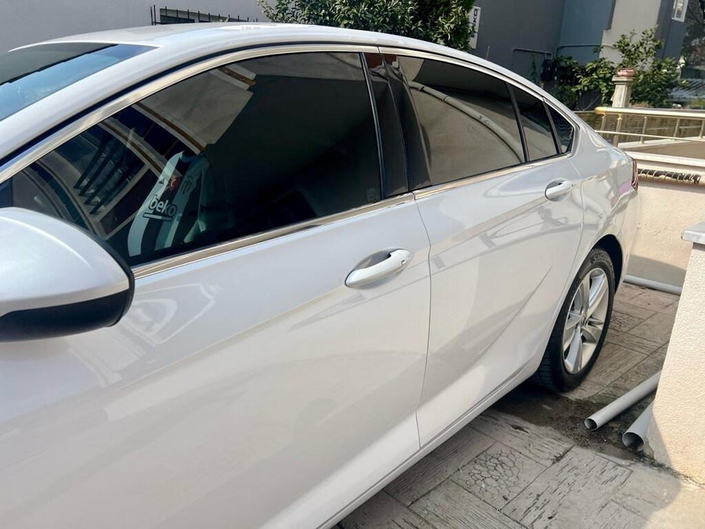Opel insignia grandsport 2020 model 1.6 cdti - 11