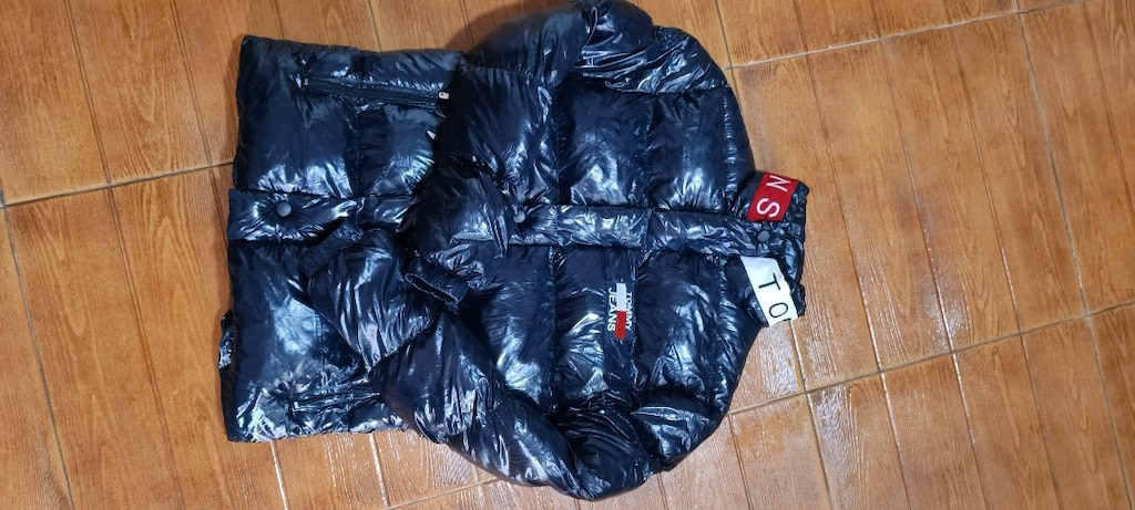 Tommy Jeans parlak koyu lacivert şişme mont. - 17
