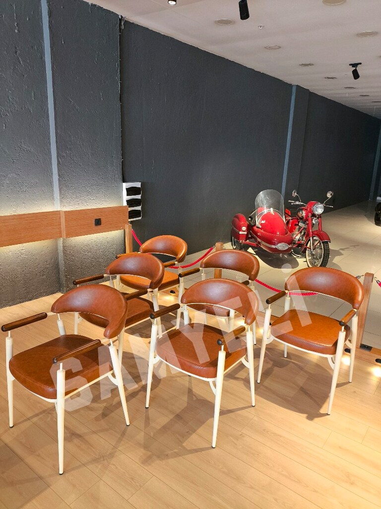 QUATRO SANDALYE MODELİ - 3