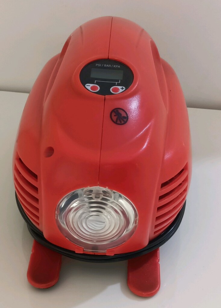 Black Decker Dijital 160PSİ Hava Kompresör Pompa Lastik şişirme fener - 3