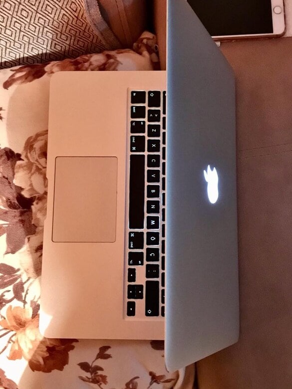 apple macbook air - 13 inç - 2013 -macOS + windows - 4