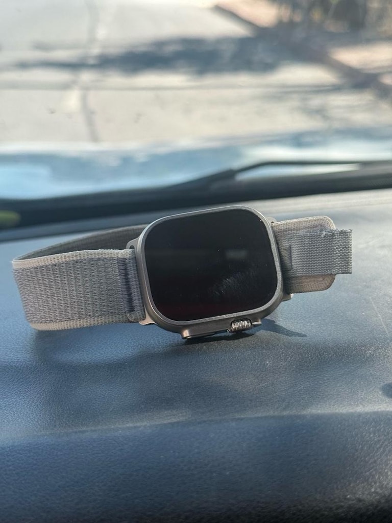 Apple Watch Ultra 2 Titanium 49mm - 3