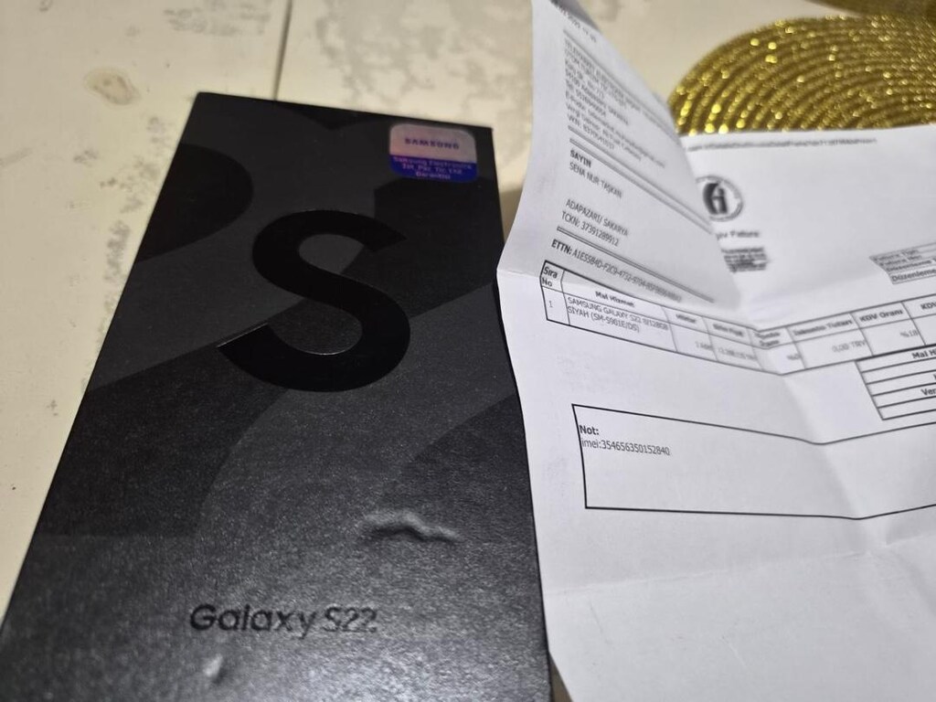 SAMSUNG S22 - 4