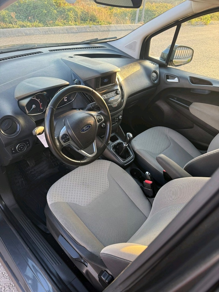 SAHİBİNDEN TEMİZ BAKIMLI 2023 FORD TOURNEO COURIER - 10