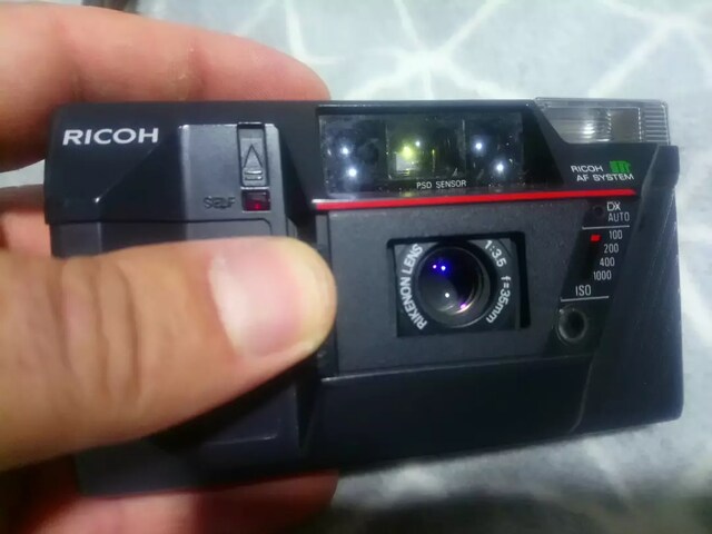 RİCOH AF50 FOTOĞRAF MAKİNESİ AÇIKLAMAYI OKUYUNUZ