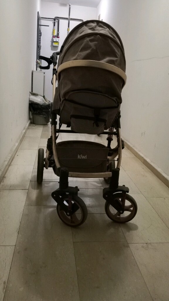Bebek arabası marka KiWi. - 5
