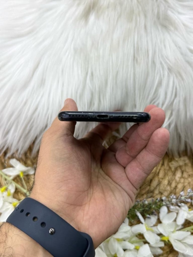 İPHONE SE 2.NESİL 64GB TEMİZ SORUNSUZ HERŞEY AKTİF - 4