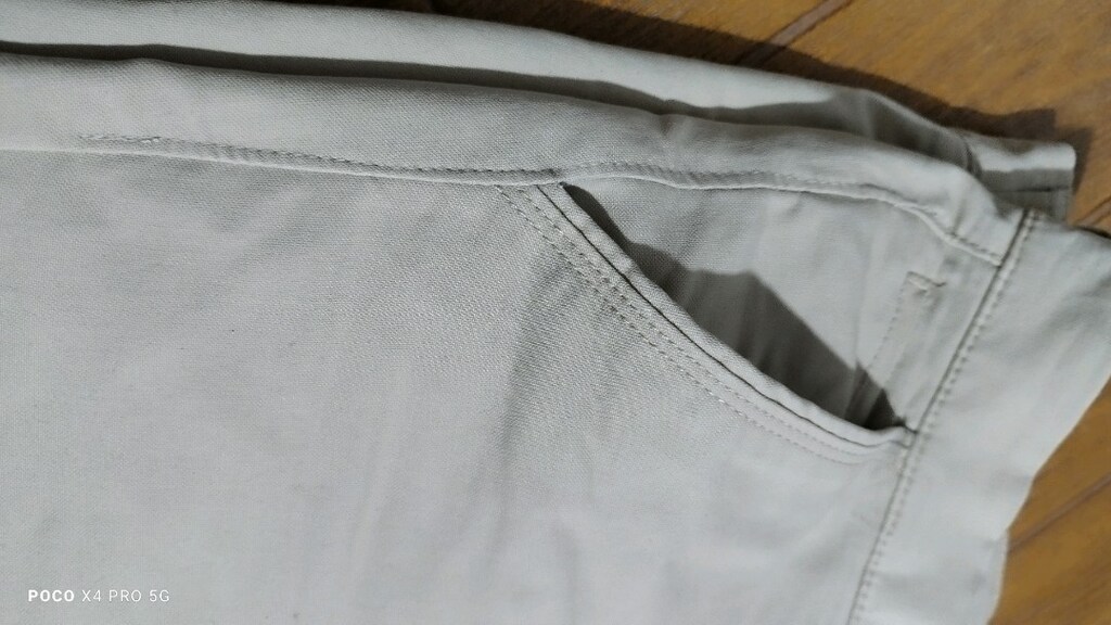 #Prada hoş kumaş şık slim fit pantolon..Bu renk çokça çok uygun fiata - 11