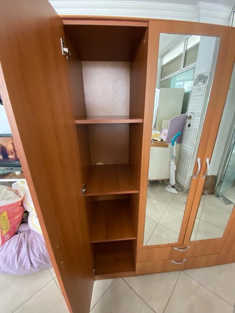 Temiz 4 Kapaklı Gardrop - 3