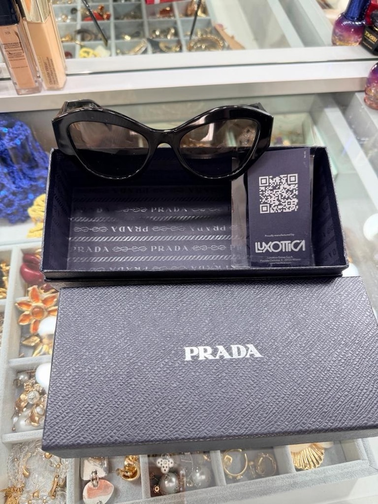 prada - 3