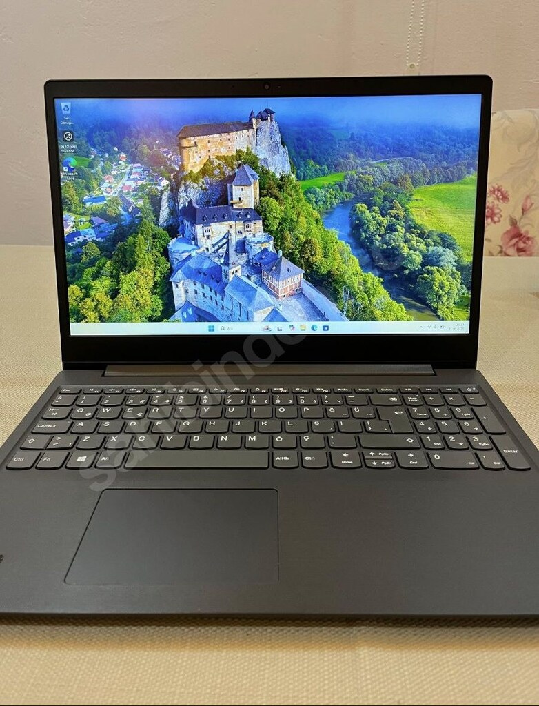 SIFIR AYARINDA LENOVO V15 - 3