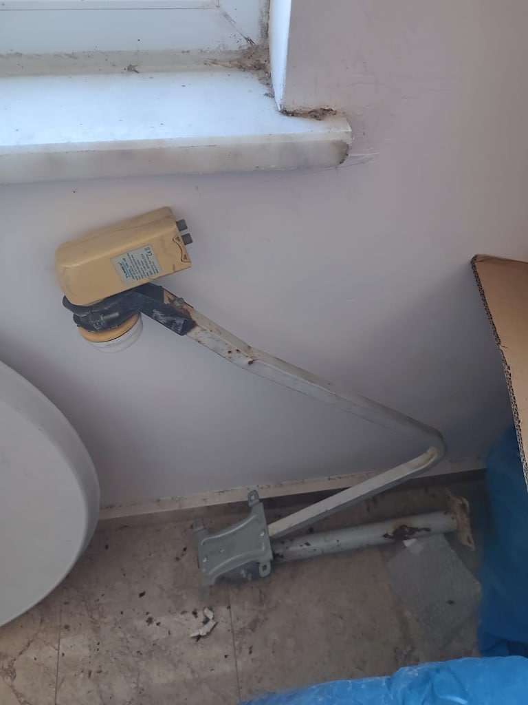 D-Smart Çanak Anten + Ayak + LNB – Test Edilmedi / Gel Al - 3