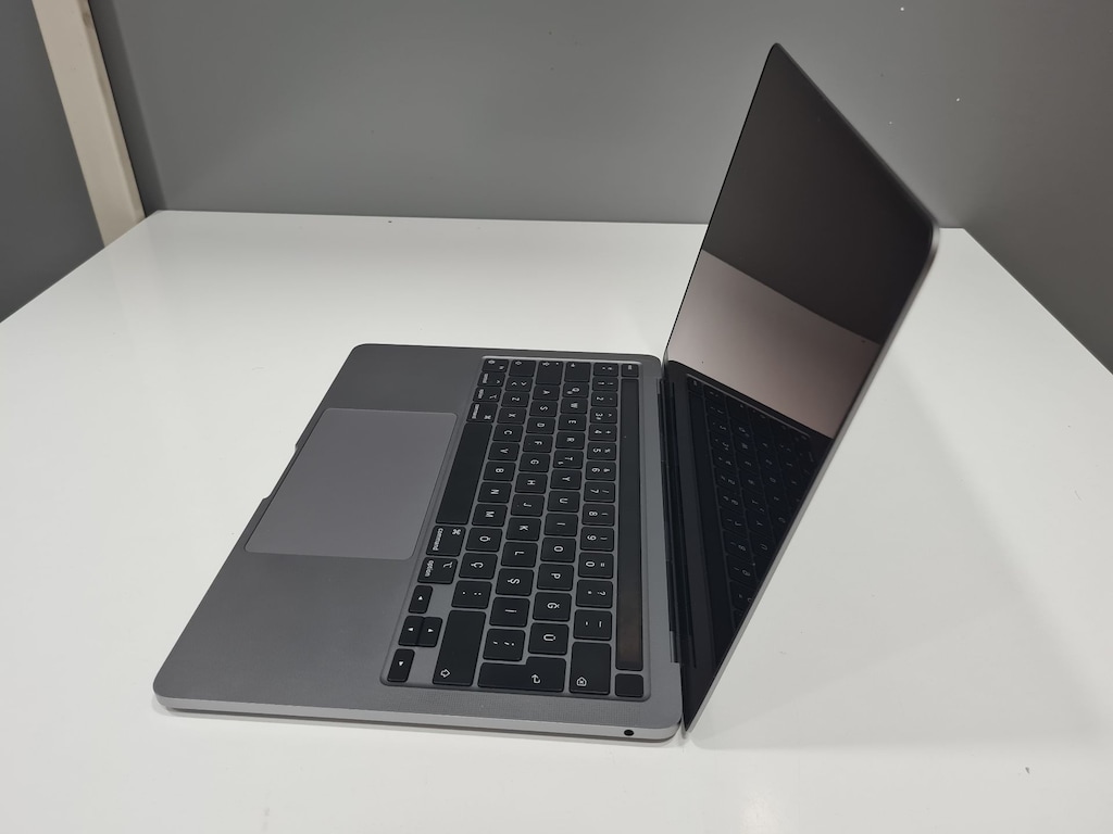 MACBOOK PRO M2 + TOUCHBAR-PİL SAĞLIĞI %84 +16 GB RAM +500 GB SSD - 4