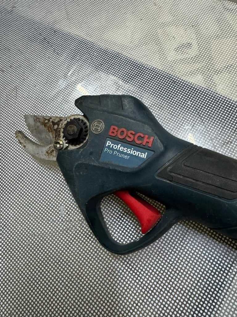 bosch dal budama makası ( arızalı - 2