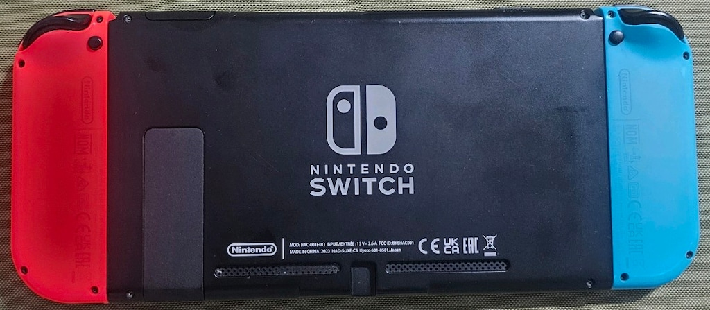 NİNTENDO SWİTCH V2 ÇİPLİ 128 GB SAMSUNG SD KART TEMİZ CİHAZ - 4