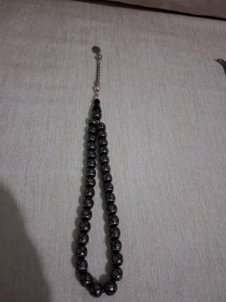 satılık Oltu taşı ve birkaç imzalı gümüş işlemeli kuka tesbihleri - 4