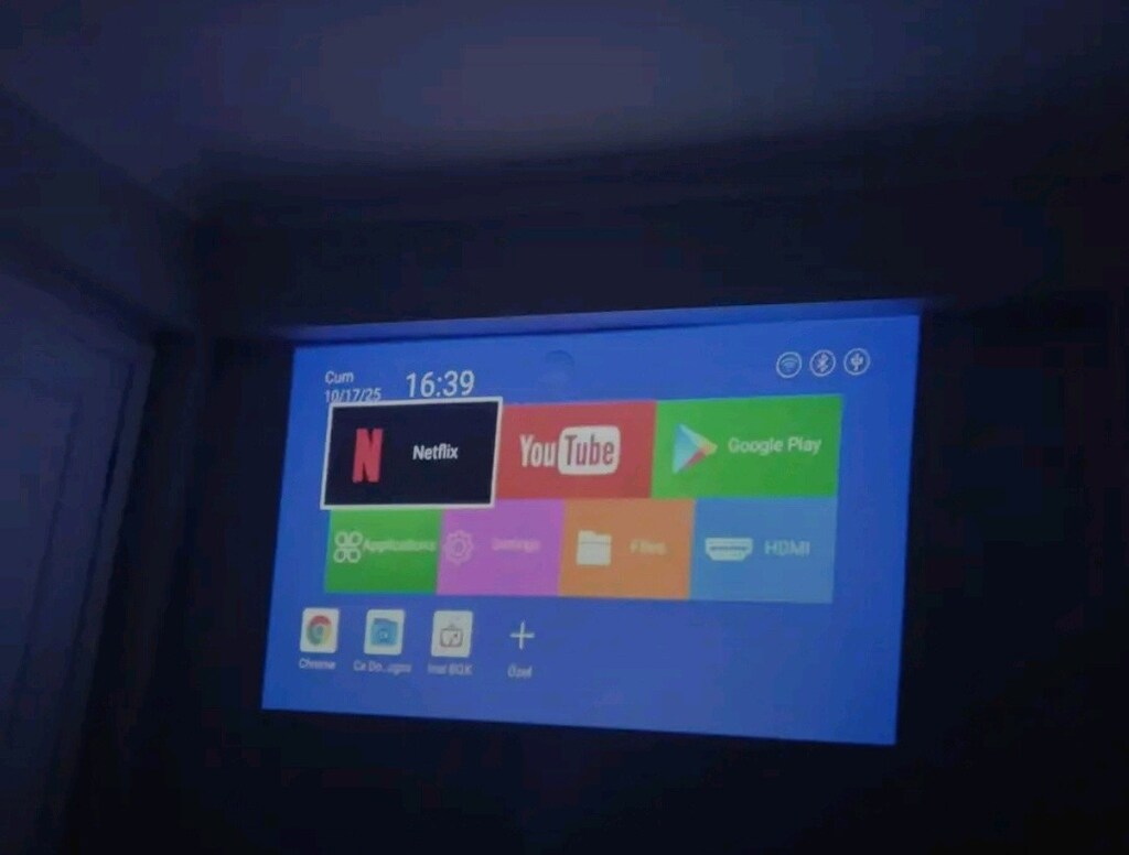 TAŞINABİLİR PROJEKTÖR - 2