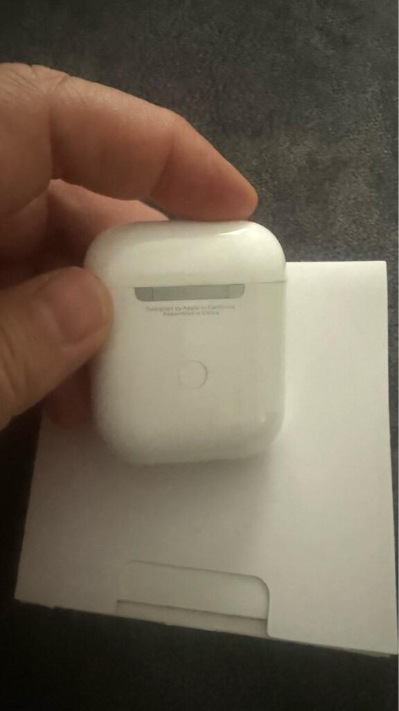 airpods - 3