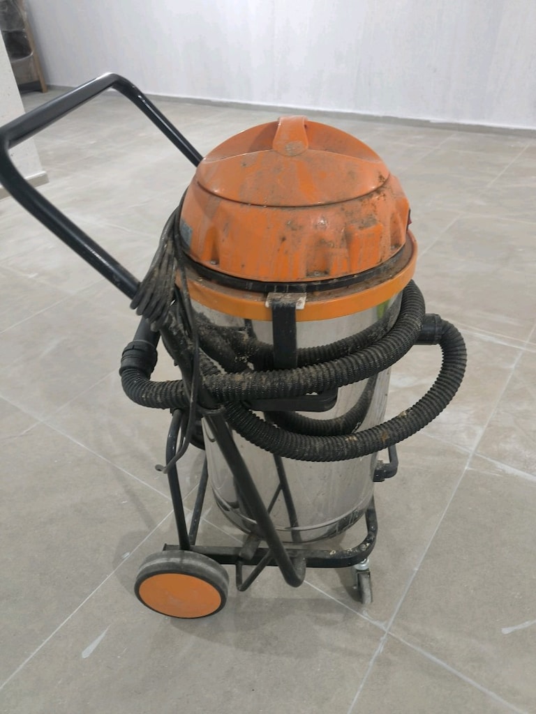 Islak - Kuru Araç Süpürgesi - 6