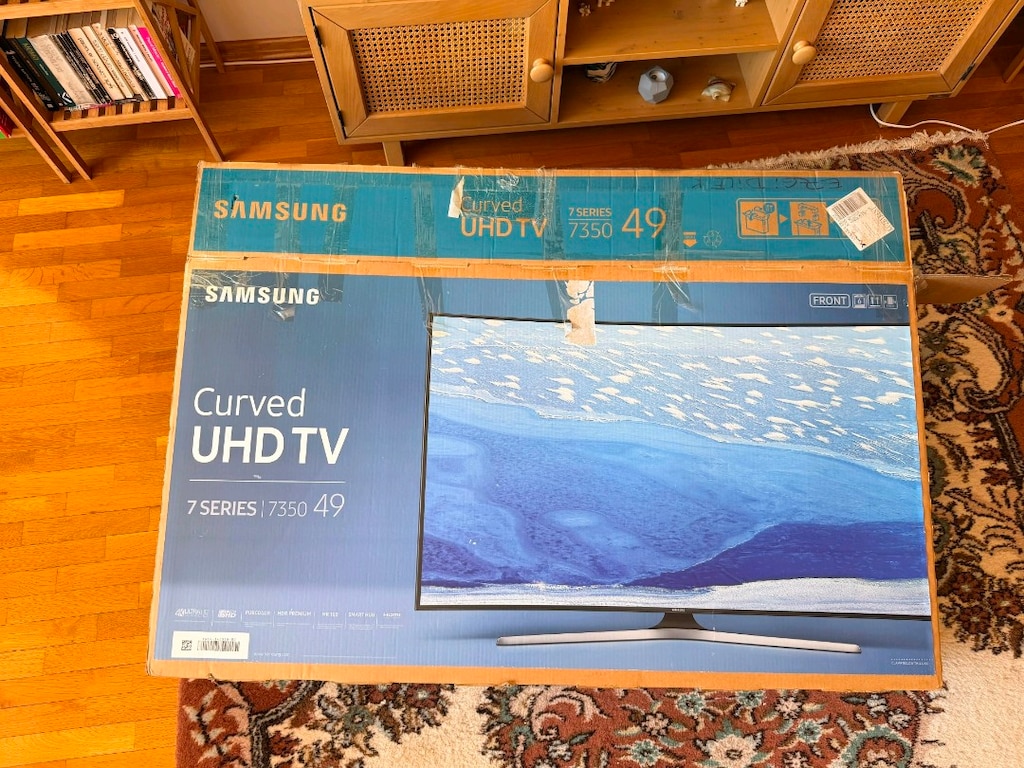 SAMSUNG TV - 9