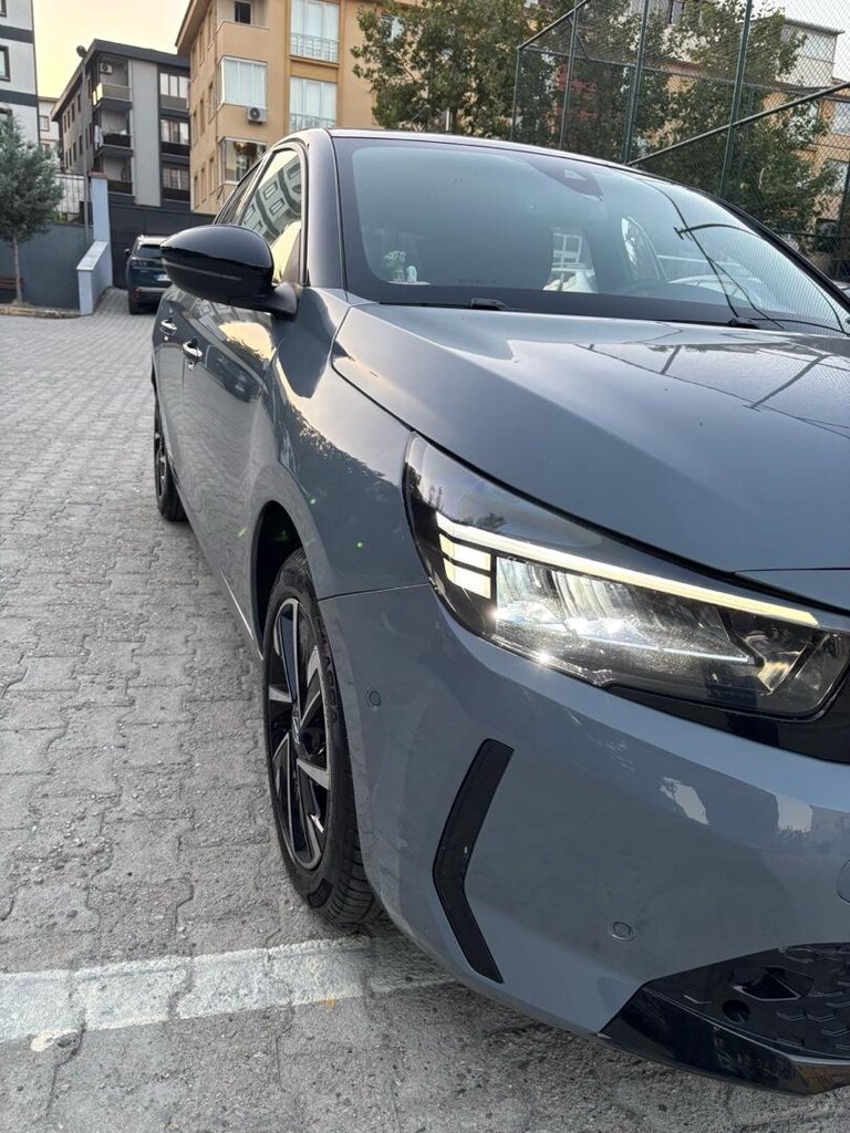 full en dolu paket Opel corsa 1.2 GS 11.900 km. OTOMATİK - 7