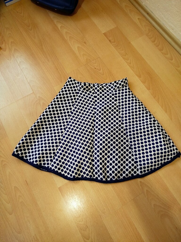 Sıfır gibi çok şık etek bel fermuarlı 30 cm boy 44 cm 10-11 yaş için - 2