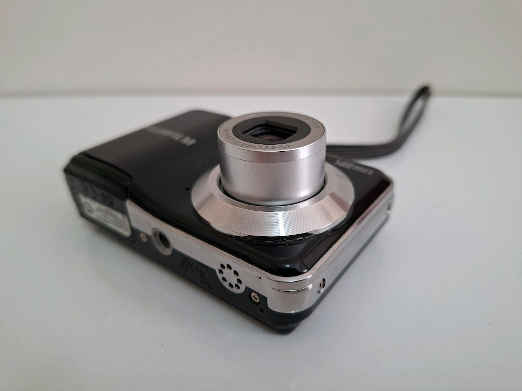 Fujifilm Finepix AV100 Dijital Fotoğraf Makinesi 12.2 Megapiksel - 3