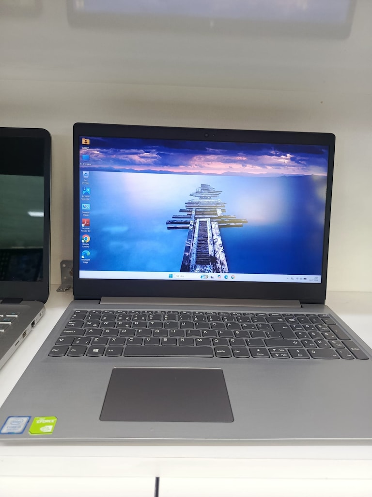 LENOVO İ5 8265U İŞLEMCİ 15.6" İNÇ + 2GB EKRAN KARTI + 8GB RAM LAPTOP - 10