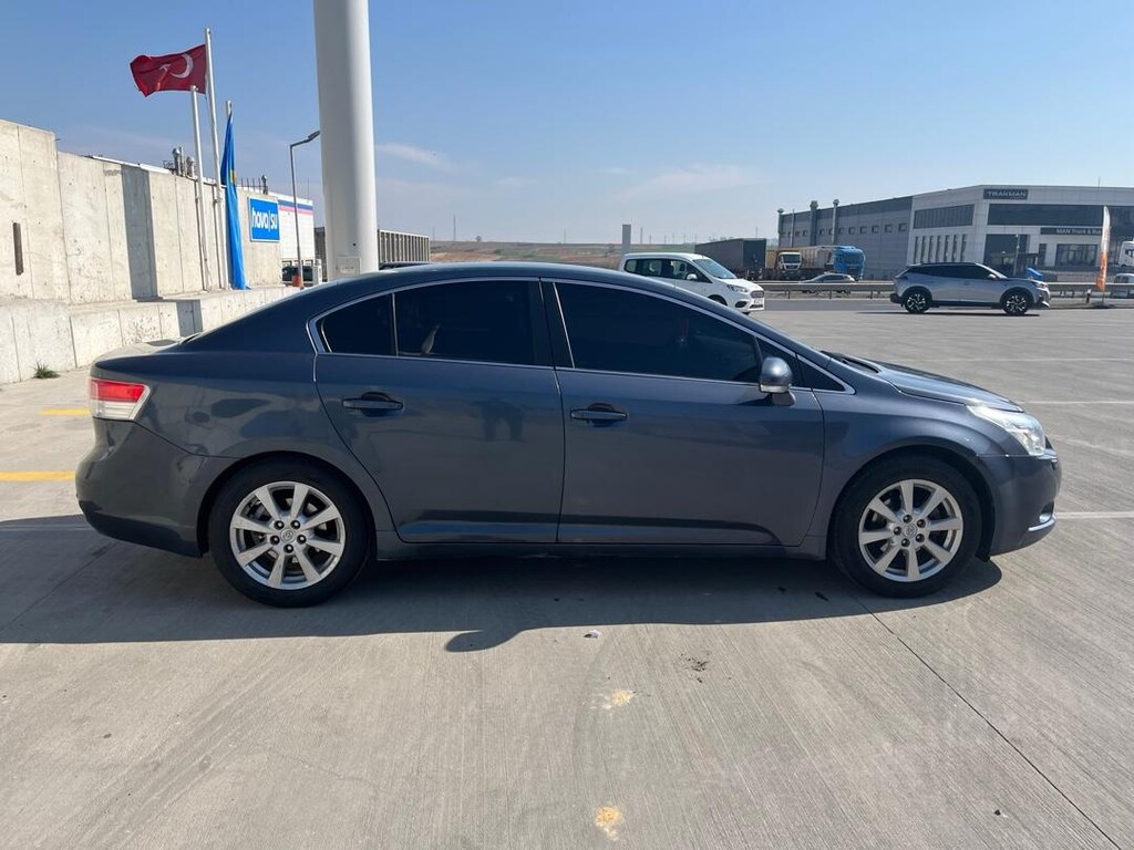 TOYOTA AVENSİS 1.6 Elegant 2009 model - 8