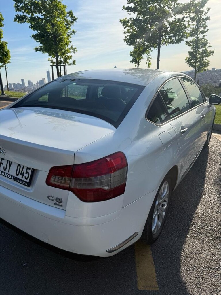 cıtroen C5 otomatik vites 2011 model - 2