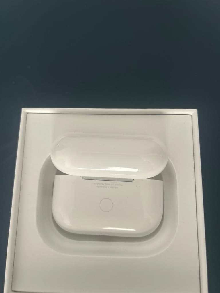 Airpods pro 2. nesil Şarj kutusu - 3
